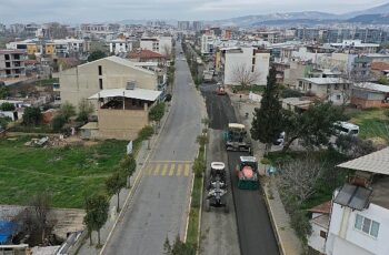 Aydın Büyükşehir Belediyesi, kent genelinde vatandaşlar için daha güvenli yollar ve konforlu yaşam alanları oluşturmaya devam ediyor