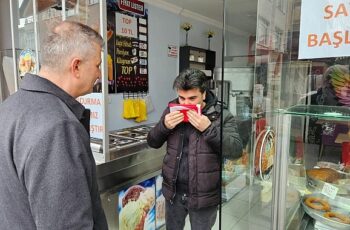 Başkan Sezer'den esnafa en güzel hediye