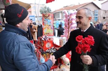 Çiftçi, Çayırova'yı karış karış geziyor