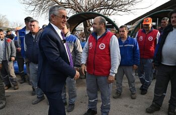 Kemer Belediyesi'nde en düşük işçi maaşı 23 bin 375 lira oldu