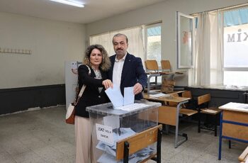 AK Parti İl Başkanı Şahin Talus oyunu kullandı