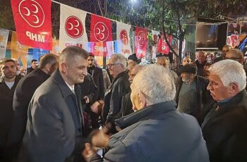 Ali Yıldırım Sezer'e Değirmendere'de sevgi seli