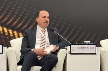 Başkan Altay, Antalya Diplomasi Forumu'nda Düzenlenen “Küresel Meseleler İçin Yerel Yaklaşımlar" Paneline Katıldı