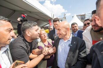 Başkan Soyer Örnekköy'de temel atma töreninde konuştu: “Mesaimin son saatine kadar çalışmaya devam edeceğim"