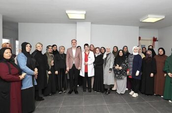 Başkan Taban Huzur Mahallesi İnesmek Kurs Merkezini Ziyaret Etti