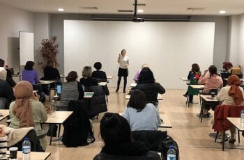 Girişimci Kadınlar Ankara'da İlham Verici Bir Seminer İle Buluşuyor