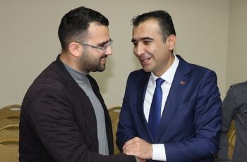 Karaman Belediye Başkanı Savaş Kalaycı, Serbest Muhasebeci ve Mali Müşavirler Odası'nı ziyaret ederek muhasebeciler gününü kutladı