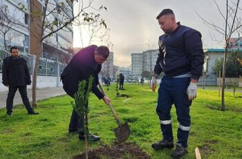 Karşıyaka Belediyesi'nden 5 yıllık &apos;yeşil' hamle!