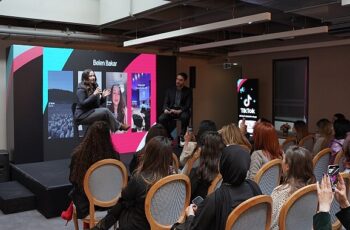 TikTok Türkiye'den 8 Mart paneli  “Biz kadınlar bir sektör yarattık, şu an domine ediyoruz"