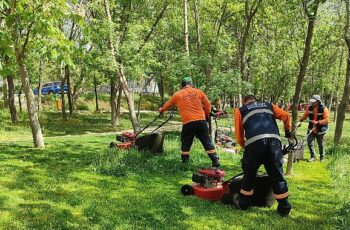 Çankaya'da Parklar Yaza Hazırlanıyor