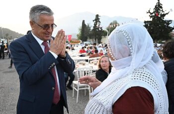 Kemer'de Kadir Gecesi iftar programı