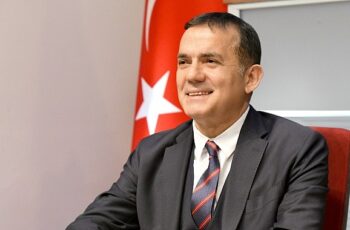 Mersin Yenişehir Belediye Başkanı Abdullah Özyiğit'ten 1 Mayıs Emek ve Dayanışma Günü mesajı