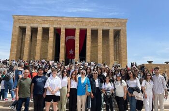 Antalya Büyükşehir Belediyesi'nden 19 Mayıs'ta gençlere anlamlı hediye