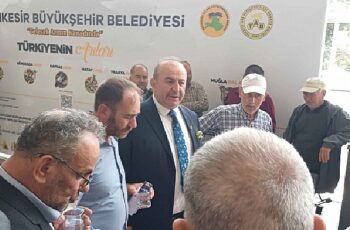 Balıkesir Büyükşehir Belediyesi 20 Mayıs Dünya Arı Günü'ne yoğun ilgi