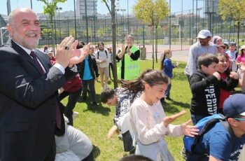 Başkan İbrahim Sandıkçı: “Çocuklarımızı sıfır atık kültürüne sahip bireyler olarak yetiştiriyoruz"