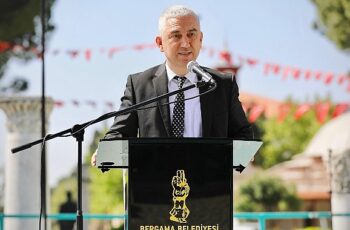 Bergama Belediye Başkanı Dr. Tanju ÇELİK'ten 19 Mayıs Atatürk'ü Anma, Gençlik ve Spor Bayramı dolayısıyla mesaj yayınladı