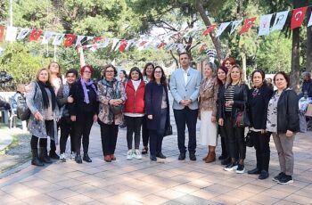 Bornova Belediyesi'nden anneler için “Hediyelik Eşya Günleri"