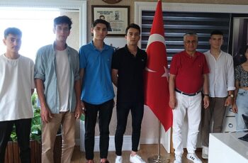 CHP Kemer Gençlik Kolları'ndan Başkan Topaloğlu'na ziyaret