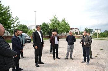 Kartepe Belediye Başkanı Av.M.Mustafa Kocaman, Kubilay İlköğretim Okulu'nda başlatılan ana sınıf yapım çalışmalarını yerinde inceledi