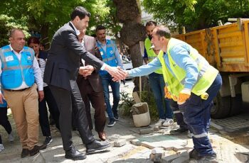 Mahalle Hizmet Seferberliği Ekipleri Denizköşkler Mahallesi'nde Çalışmalarına Devam Etti