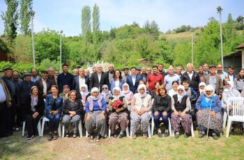 Muğla Büyükşehir Belediye Başkanı Ahmet Aras; &apos;Deştin'e çimento fabrikası yaptırmayacağız"