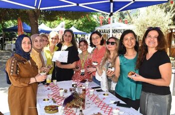 Türkiye'nin en büyük ve en kapsamlı çevre festivali olan Kadıköy Çevre Festivali, Selamiçeşme Özgürlük Parkı'nda başladı