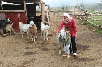 Üretici Cansu Biçer; “Herkes toprağına sahip çıkmalı"