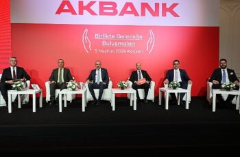 Akbank Birlikte Geleceğe Buluşmaları'nın İkinci Durağı Kayseri Oldu