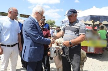 Burhaniye Belediyesi yaklaşan Kurban Bayramı için hazırlıklarını tamamladı