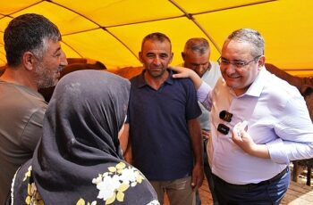 Keçiören Belediye Başkanı Dr. Mesut Özarslan, bu yıl baştan aşağı yenilenen Bağlum Kurban Pazarı’nı ziyaret etti