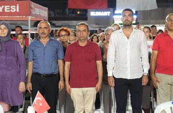 Kemer’de halk oyunları yarışması düzenlendi