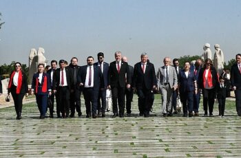 Lüleburgaz Belediye Başkanı Dr. Murat Gerenli Anıtkabir'deydi