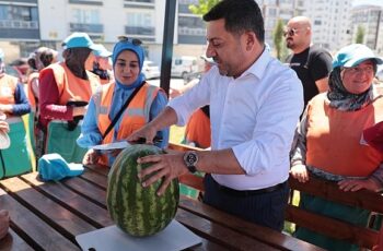 Nevşehir Belediye Başkanı Rasim Arı, belediye ekiplerinin çalışma alanlarında incelemelerde bulundu