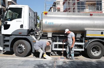 Nevşehir Belediyesi tarafından bayram öncesinde mahallelerde gerçekleştirilen temizlik çalışmaları sona erdi