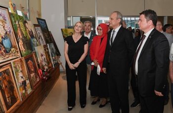 Osmangazili kursiyerlerin yıl boyunca yaptıkları eserler görücüye çıktı