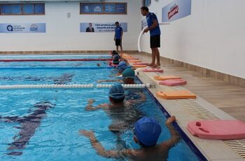 Antalya Büyükşehir Belediyesi’nin yaz spor kurslarına yoğun ilgi var