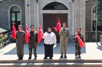 30 Ağustos Zafer Bayramı, Nevşehir Belediyesi Özel İnsanlar Eğitim Merkezi’nde coşkuyla kutlandı.