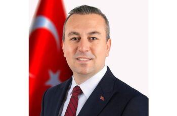 Sivas Belediye Başkanı Dr. Adem Uzun, 30 Ağustos Zafer Bayramı münasebetiyle bir mesaj yayınladı.