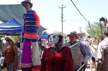 Tarımsal kalkınmanın gönüllü elçisi  Barbaros Oyuk Festivali’ne ilgi yoğundu