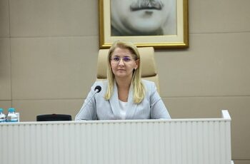 Bakırköy Belediyesi’nden Emeklilere ve Öğrencilere Yardım Kararı