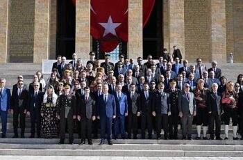 Başkan Çırpanoğlu, Başkent’in 101. yılında Anıtkabir’de