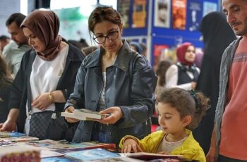 Bugün fuar zamanı, alın sevdiklerinizi gelin