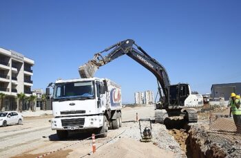 Büyükşehir’den Aksu’da 185 milyonluk altyapı çalışması