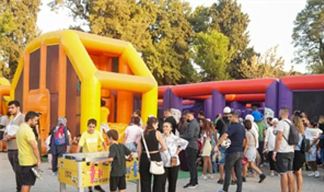 Çocuklar fuarda çok mutlu