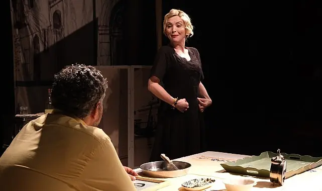 Mübadelenin 100. yılı için sahnelenen “Seni Alırsa Fırtına” yeniden yollarda…