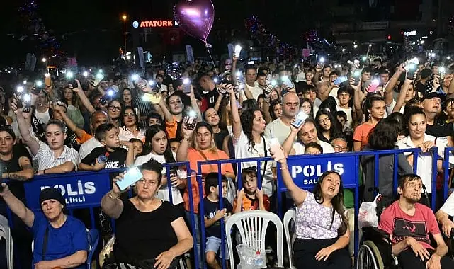 Salihli’de Aslı Güngör’den Unutulmaz Konser