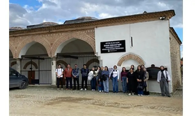 Büyükşehir’den üniversite öğrencilerine Tire gezisi