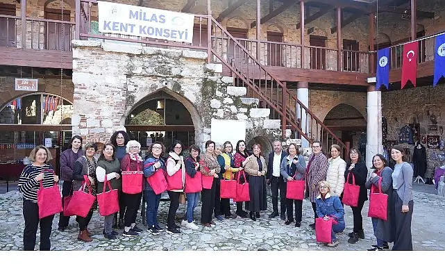 Dikiş Atölyesi Etkinliğinde El Emeği Göz Nuru Çantalar Üretildi