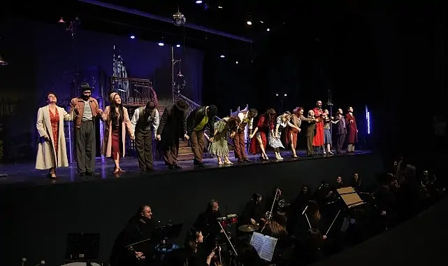 “Fosforlu Cevriye” Büyükçekmece’de Unutulmaz Bir Akşam Yaşattı