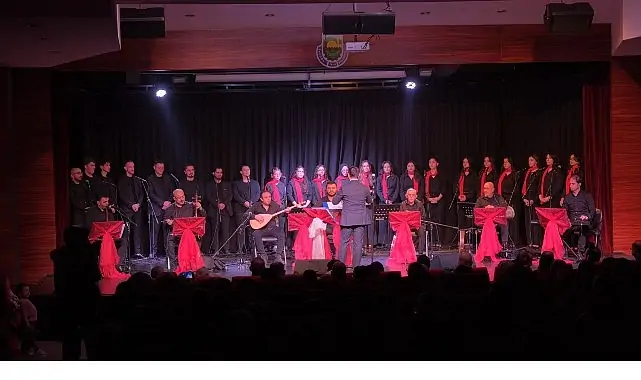 İnegöl Belediyesi THM Gençlik Korosu’ndan Kulakların Pasını Silen Konser